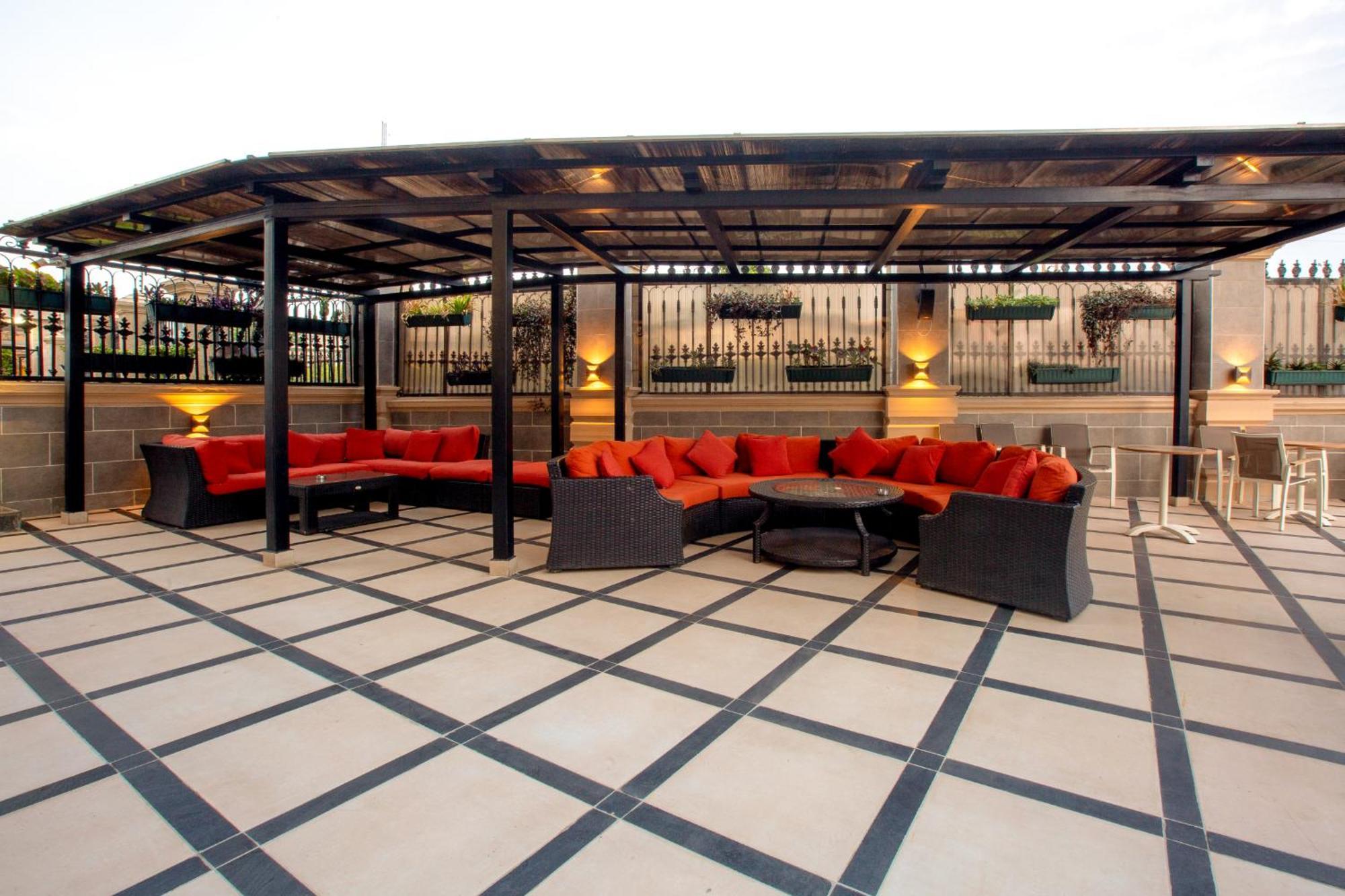 Johnwood Hotel By Bolton Abuja Kültér fotó