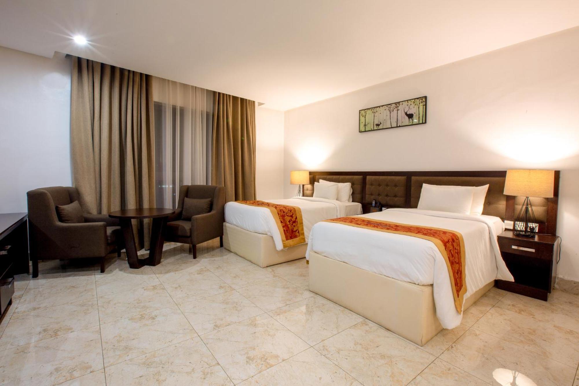 Johnwood Hotel By Bolton Abuja Kültér fotó