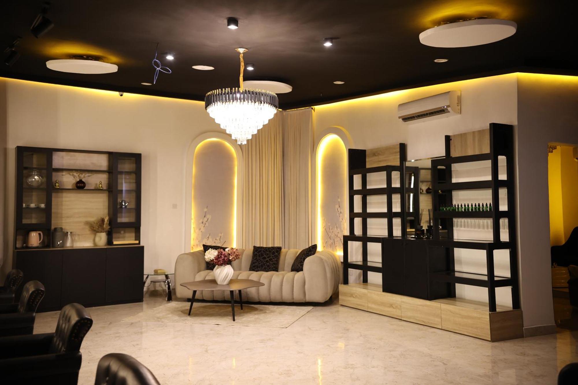 Johnwood Hotel By Bolton Abuja Kültér fotó